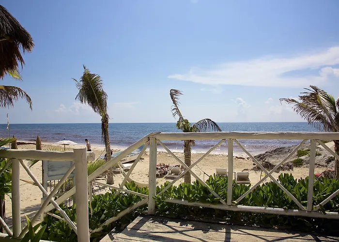 Punta Piedra Hotel 3*